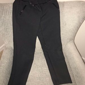 Capri work pants diamond stitching detailing